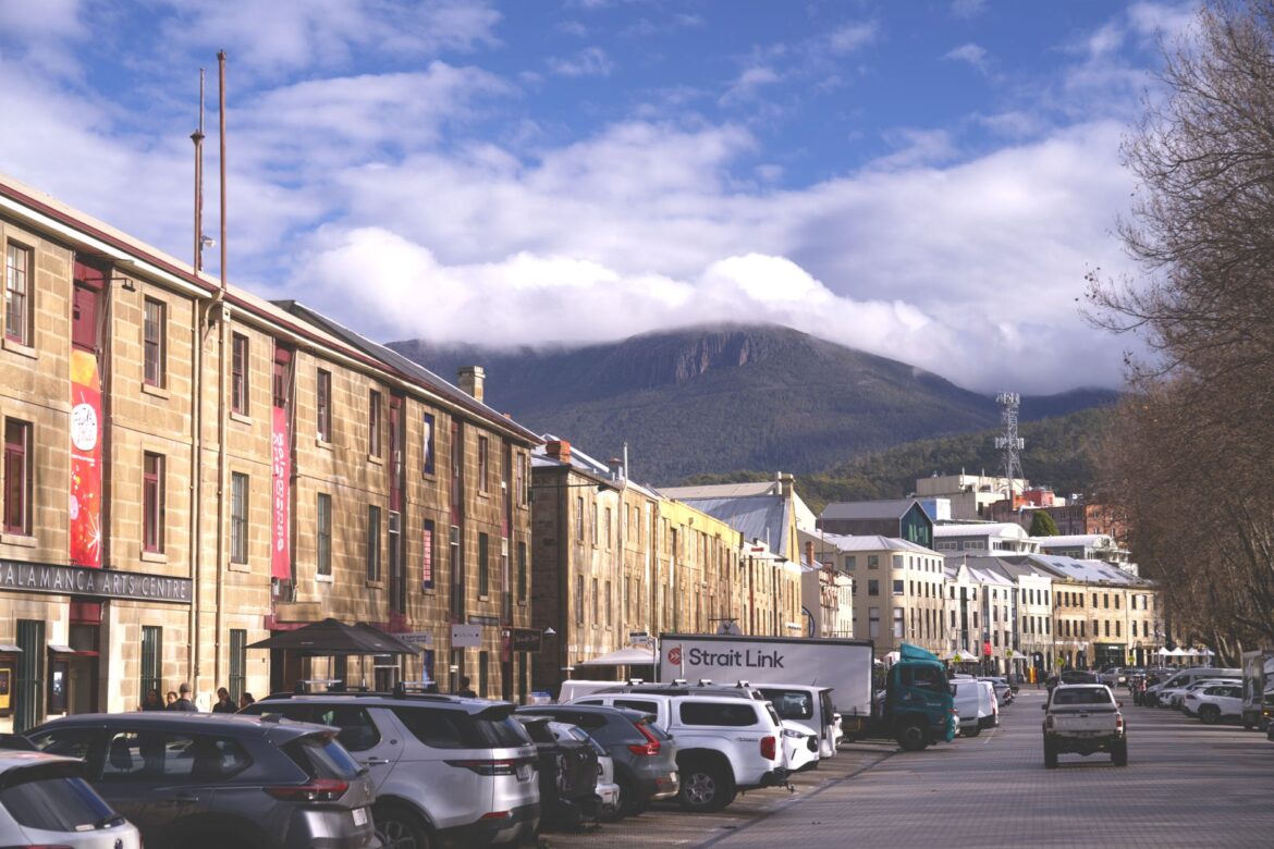 Local Community Centres: The Complete UK Guide for 2026 - ilustracja artykulu