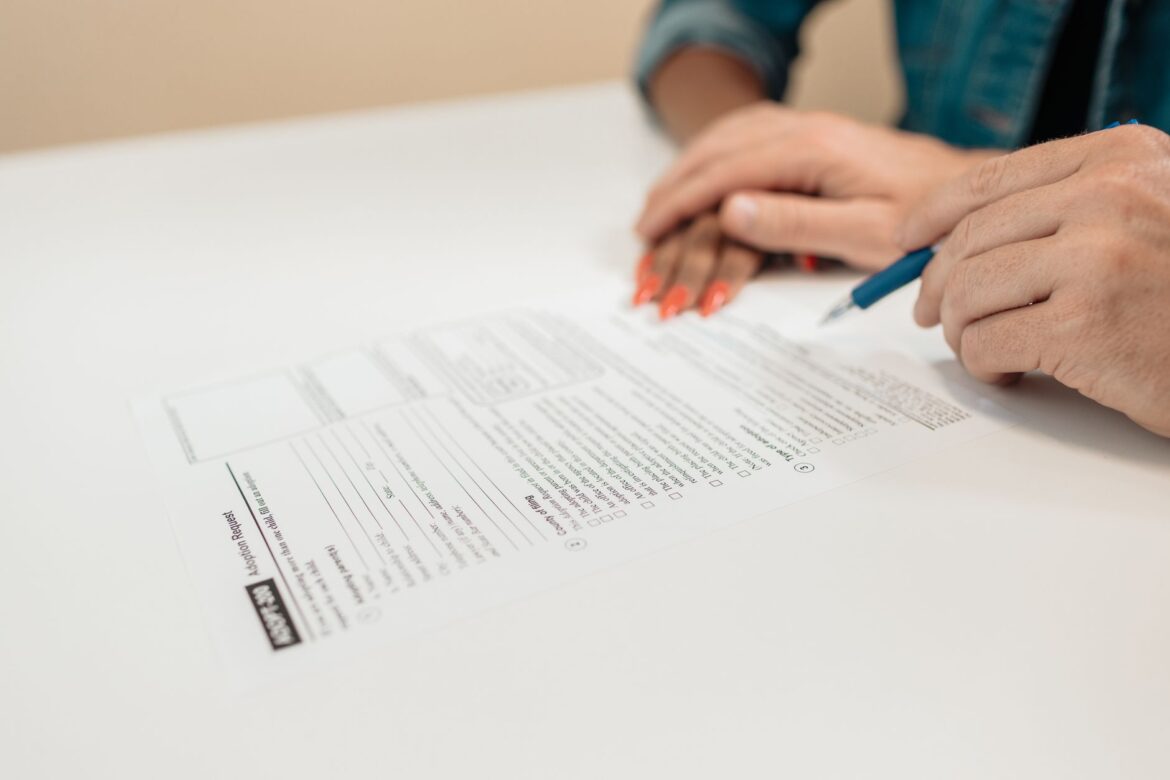 The Benefits Claim Process in the UK: A Complete Step-by-Step Guide for Households - ilustracja artykulu