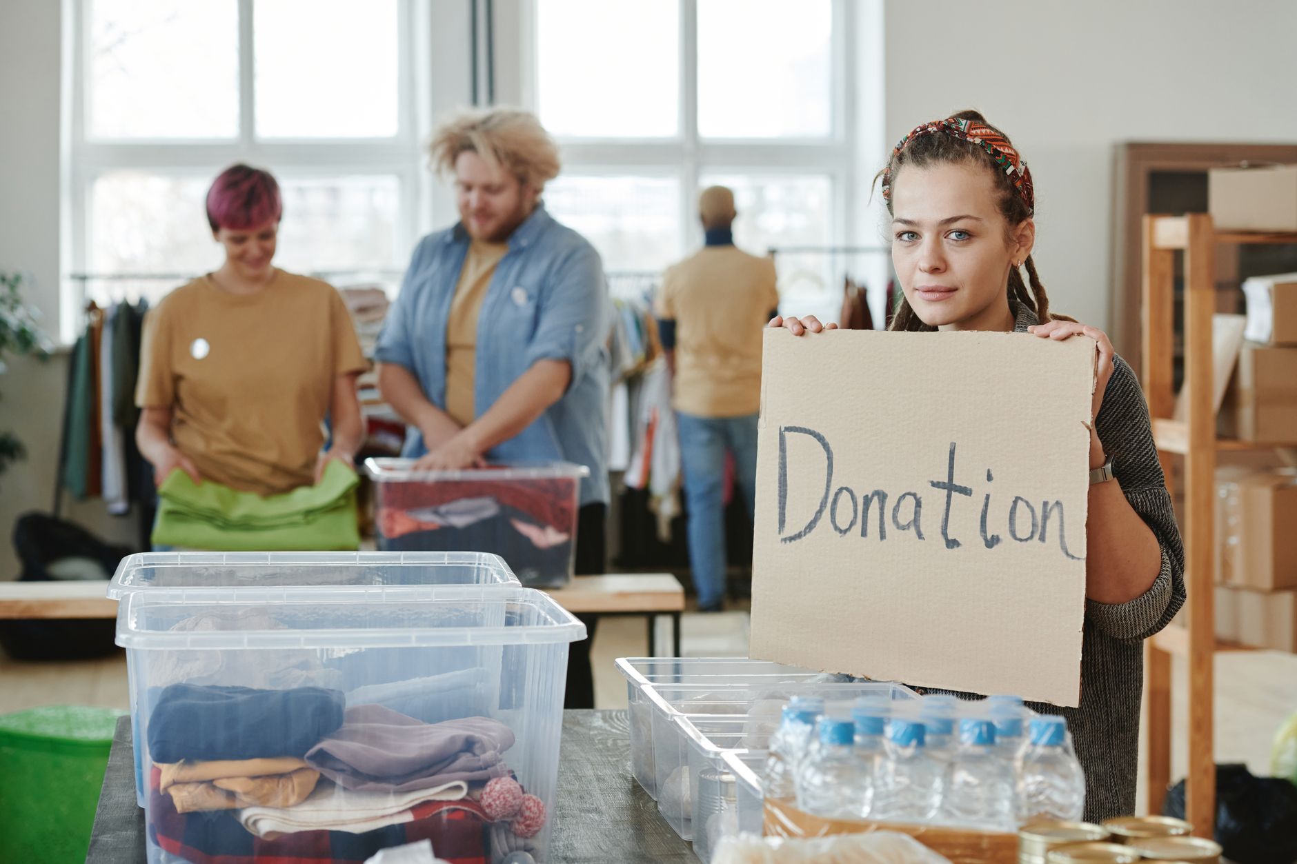 Charity Shop Volunteer Role UK: What the Job Really Involves - zdjecie w tresci